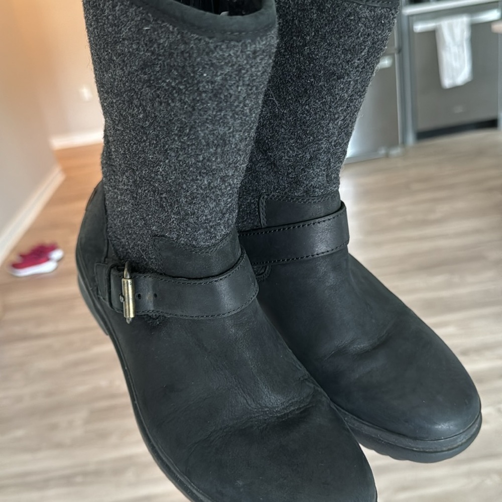 Women’s UGG Waterproof boots for sale!